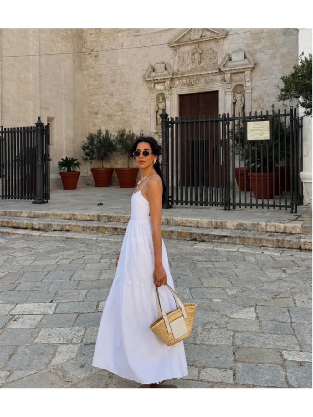 COMMENSE White Tiered Open Back Maxi Dress Size S Resort Euro Minimalist
